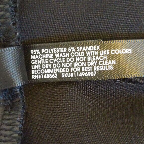 Torrid black faux leather leggings, (Torrid size 2) size 18/20 - Picture 5 of 7